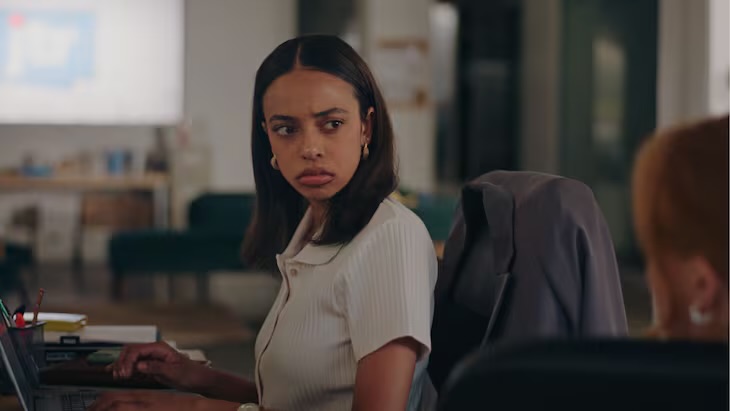 Arielle Mailloux dans le rôle d'Alizée. ICI TOU.TV